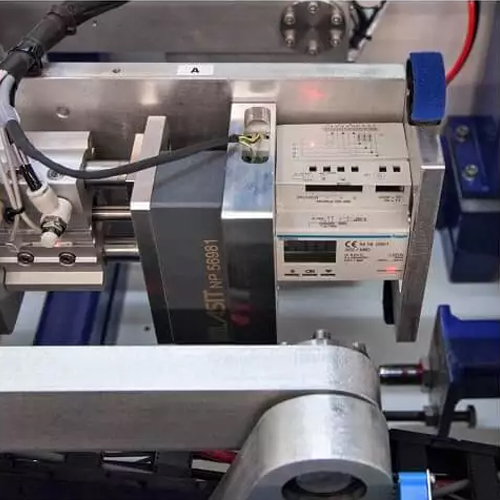 COMP-ELETTRICI Лазерная маркировка и проверка герметичности в одной машине
